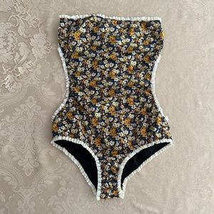 One-piece Strapless Floral Monokini Swimsuit
